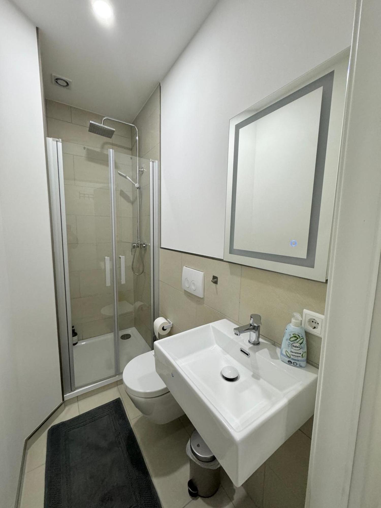 Habitación en casa particular Heaven Homes - Mit Bad In Der Naehe Von Hbf