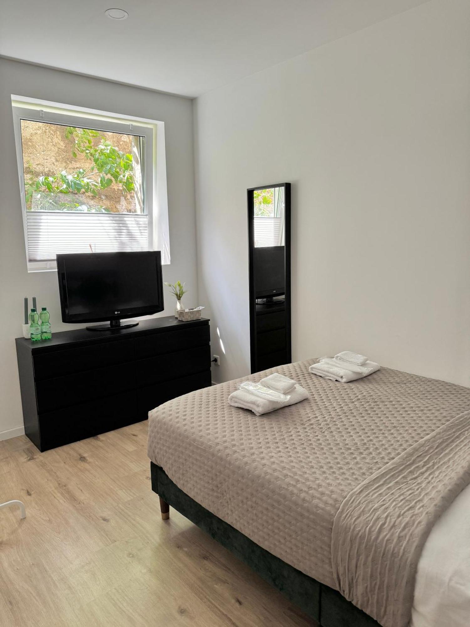Heaven Homes - Mit Bad In Der Naehe Von Hbf Privatunterkunft *